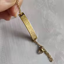 Load image into Gallery viewer, Bracelet with verse of the Qur'an