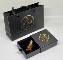 Load image into Gallery viewer, Muqaam Oil Perfume