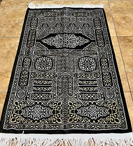 Prayer rug - made in Turkey