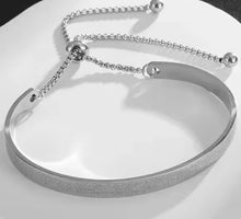 Load image into Gallery viewer, Bracelet adjustable with Ayatul Kursi
