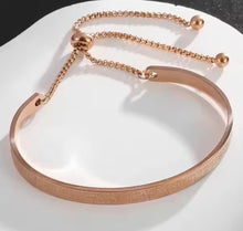 Load image into Gallery viewer, Bracelet adjustable with Ayatul Kursi
